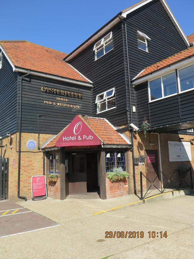 Oyster Fleet Hotel Canvey Island Экстерьер фото