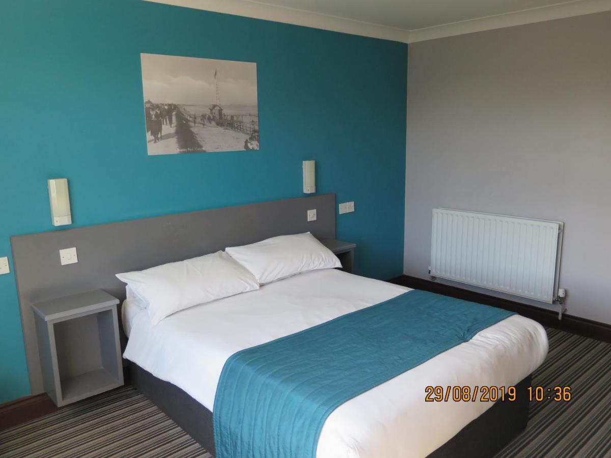 Oyster Fleet Hotel Canvey Island Экстерьер фото